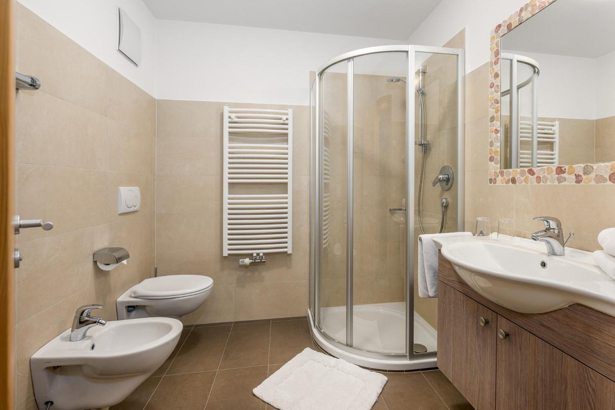 Ferienwohnung Mair Am Bach Brunico Luaran gambar